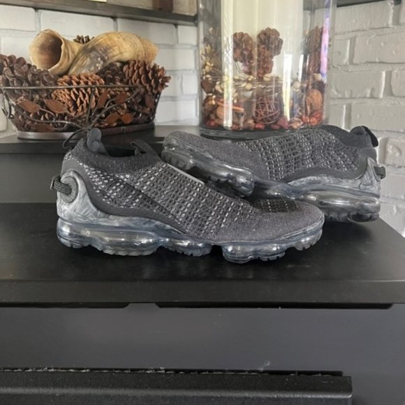 NIKE AIR VAPORMAX 2020 FK  CJ6740-002 - Picture 4 of 6